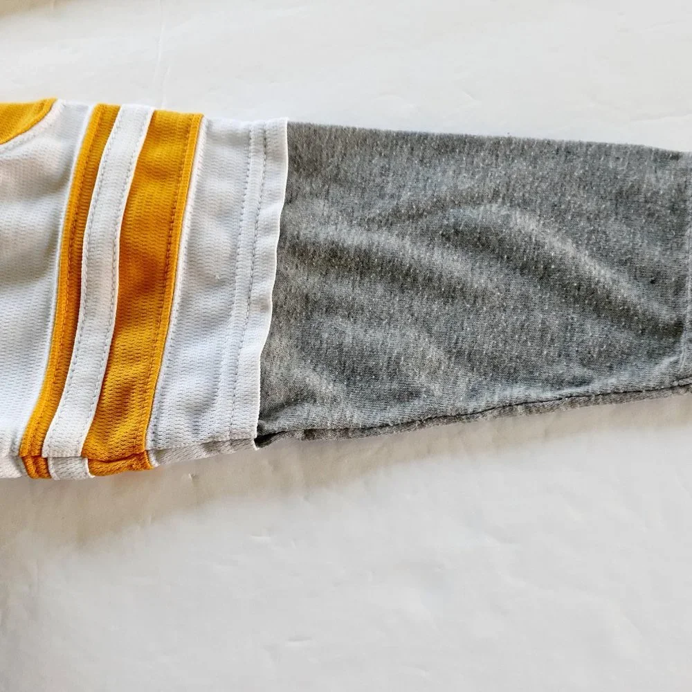 Nike Boys Shirt University of Michigan Long Sleeve Size 5
